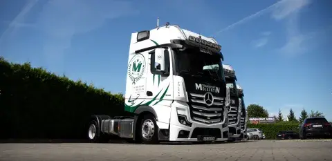 Transport Molkentin odebrał trzy nowe ciężarówki Mercedes-Benz! 🚛🤝